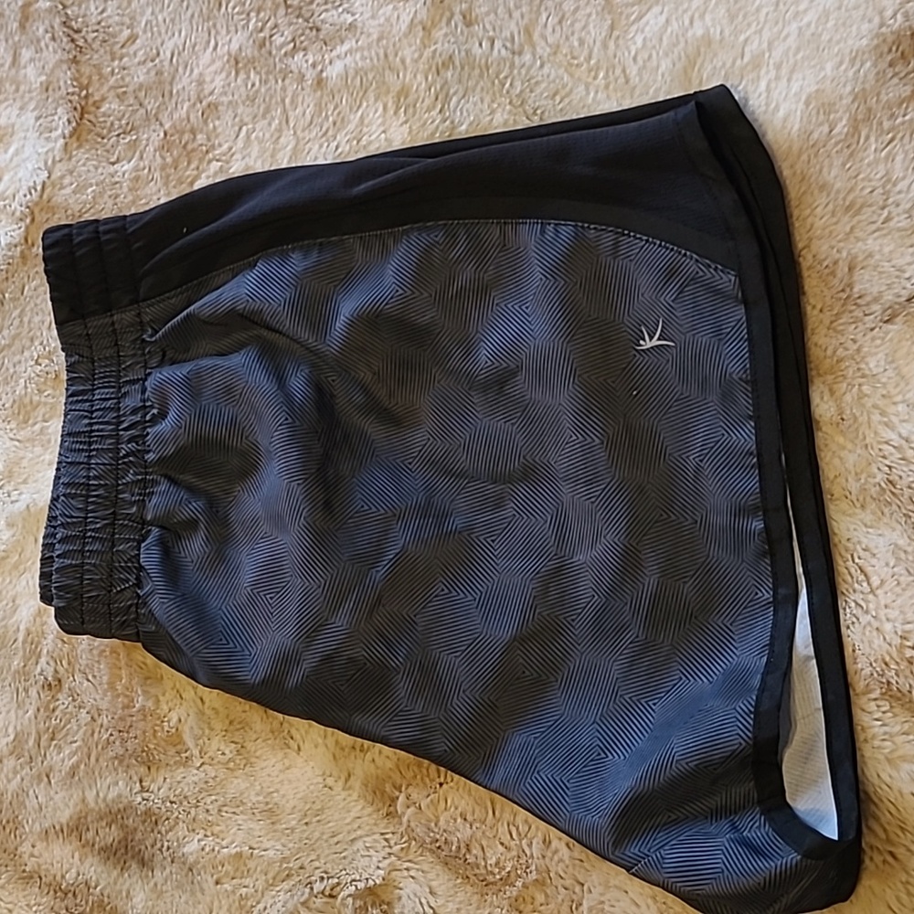 Running shorts